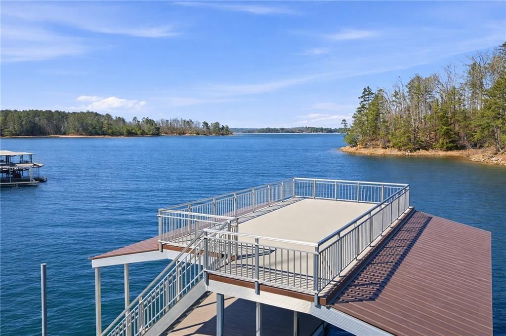 6476 Chestnut Hill Road, Flowery Branch, GA 30542