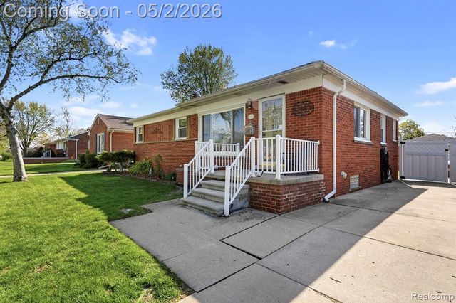 3320 Edsel Street, Trenton, MI 48183