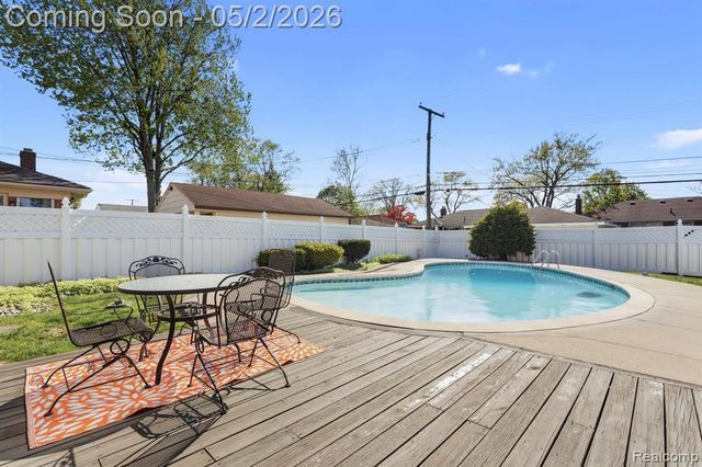 3320 Edsel Street, Trenton, MI 48183