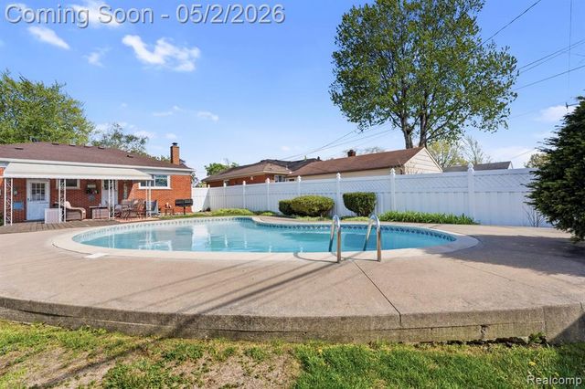 3320 Edsel Street, Trenton, MI 48183