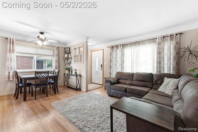 3320 Edsel Street, Trenton, MI 48183