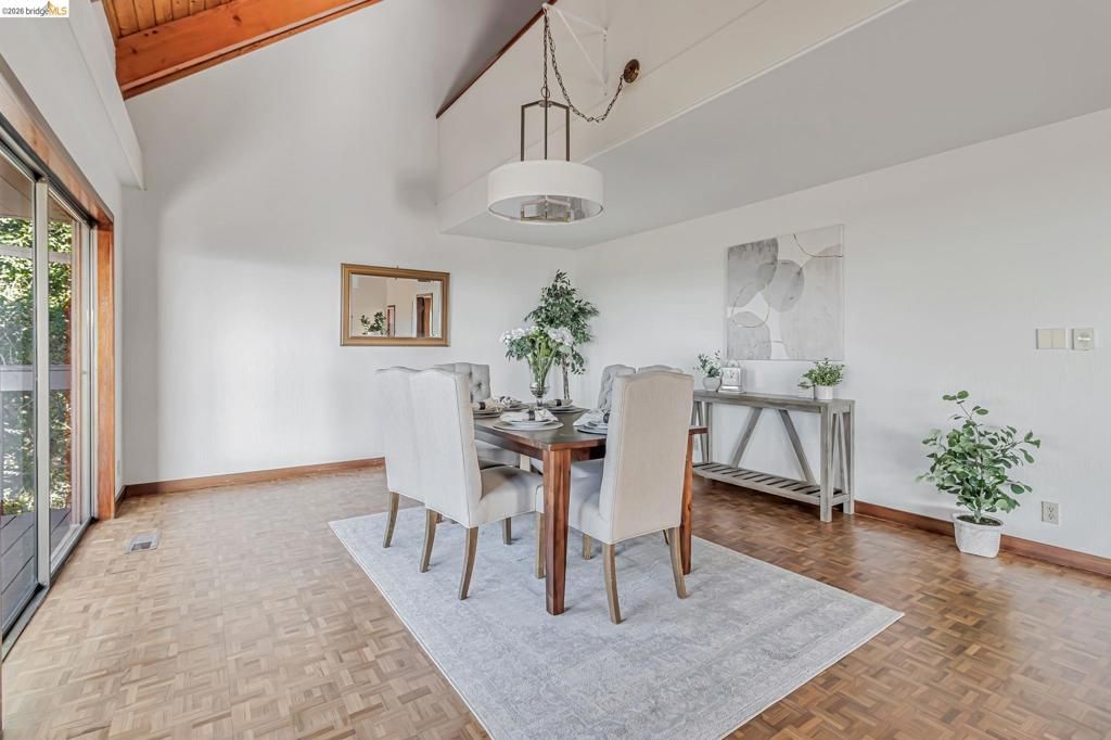 Image 18 of property listing at 1518 MADERA CT, El Cerrito, CA 94530