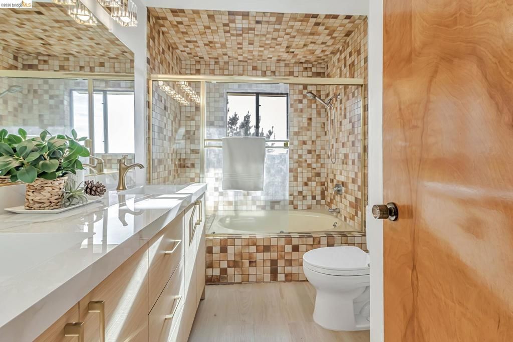 Image 45 of property listing at 1518 MADERA CT, El Cerrito, CA 94530