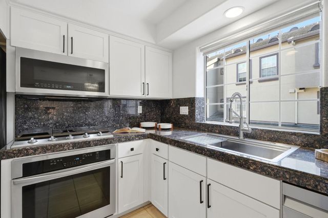 961 Goodacre Way, San Jose, CA 95125