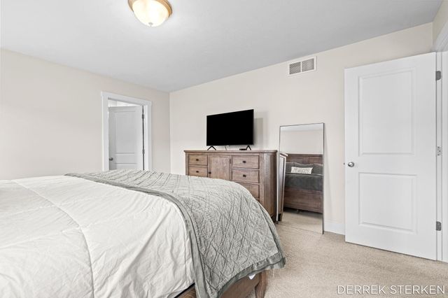 2983 Raspberry Lane, Holland, MI 49424