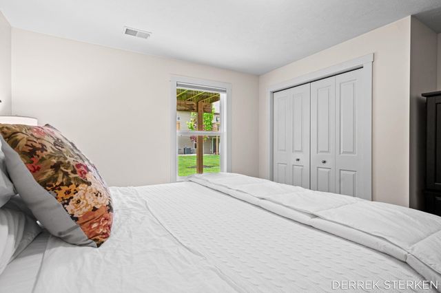 2983 Raspberry Lane, Holland, MI 49424