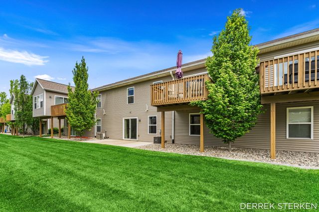 2983 Raspberry Lane, Holland, MI 49424