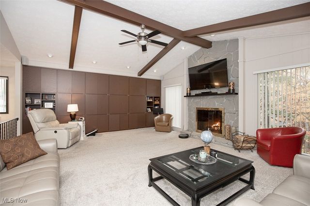 17813 Suncliff Place, Strongsville, OH 44136