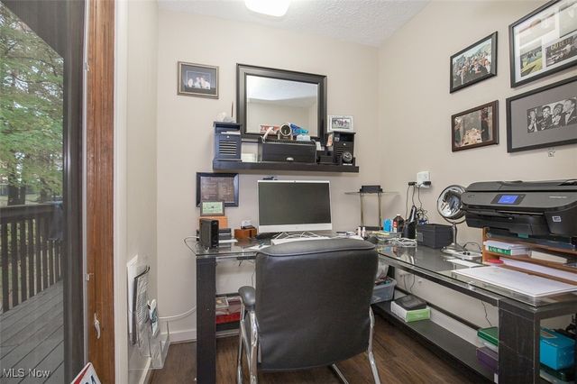 17813 Suncliff Place, Strongsville, OH 44136