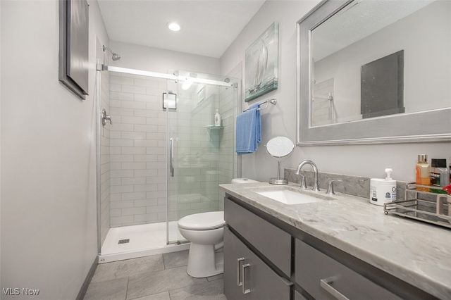 17813 Suncliff Place, Strongsville, OH 44136