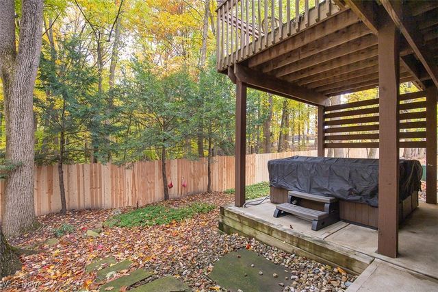 17813 Suncliff Place, Strongsville, OH 44136