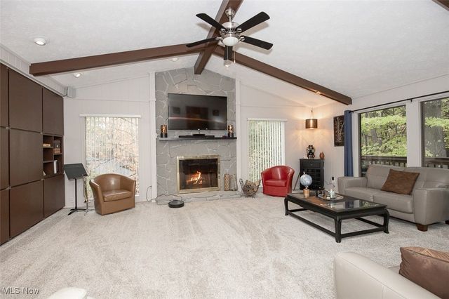 17813 Suncliff Place, Strongsville, OH 44136