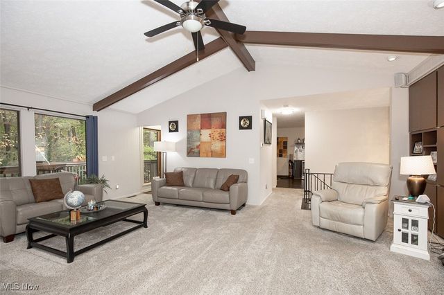 17813 Suncliff Place, Strongsville, OH 44136