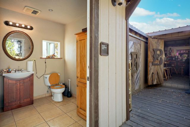 7080 Gwin St, Valley Springs, CA 95252