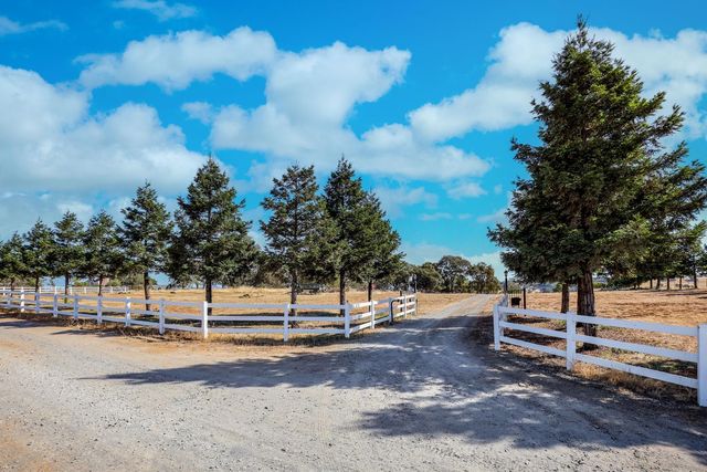 7080 Gwin St, Valley Springs, CA 95252