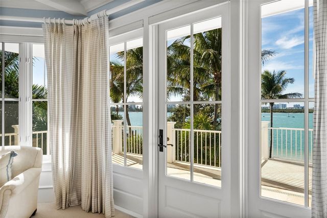 3440 GULFMEAD DRIVE, Sarasota, FL 34242