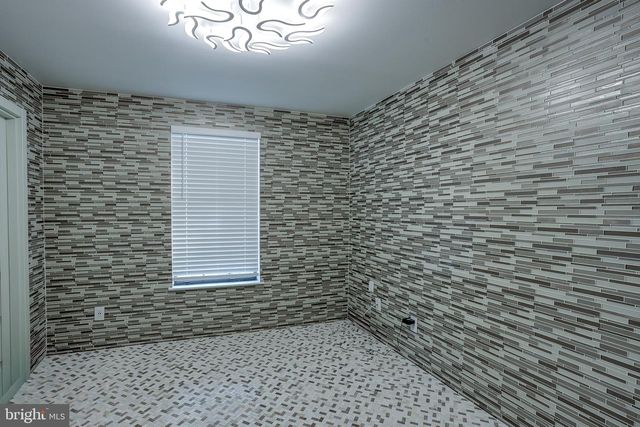 7 WILLIAM PACA BLDG, Turnersville, NJ 08012