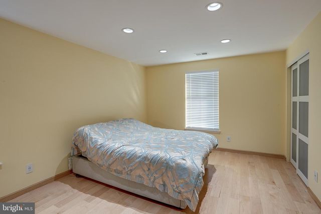 7 WILLIAM PACA BLDG, Turnersville, NJ 08012