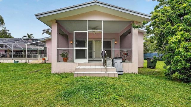 11651 SW 64th Avenue, Pinecrest, FL 33156