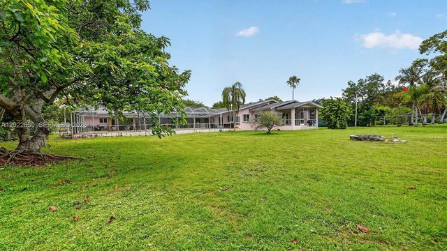 11651 SW 64th Avenue, Pinecrest, FL 33156