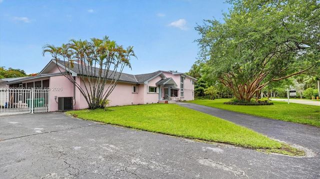 11651 SW 64th Avenue, Pinecrest, FL 33156