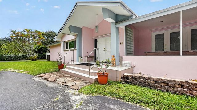 11651 SW 64th Avenue, Pinecrest, FL 33156