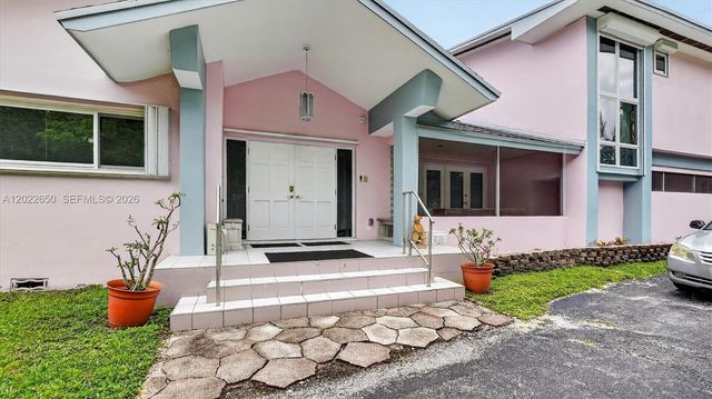11651 SW 64th Avenue, Pinecrest, FL 33156