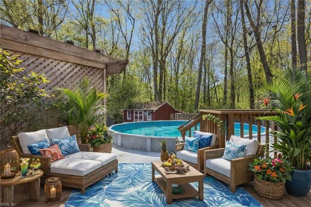 301 Pond DR, Suffolk, VA 23434