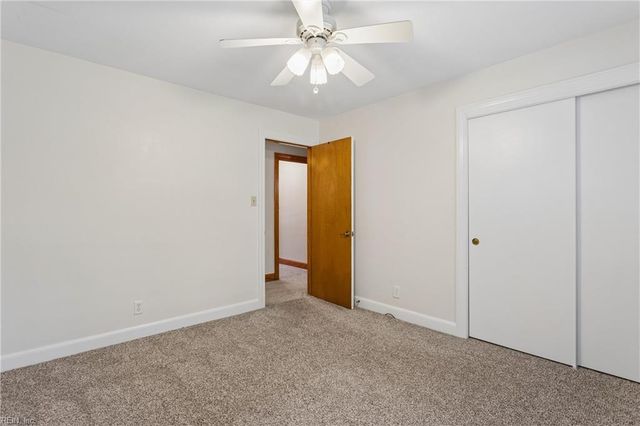 301 Pond DR, Suffolk, VA 23434