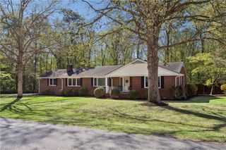 301 Pond DR, Suffolk, VA 23434