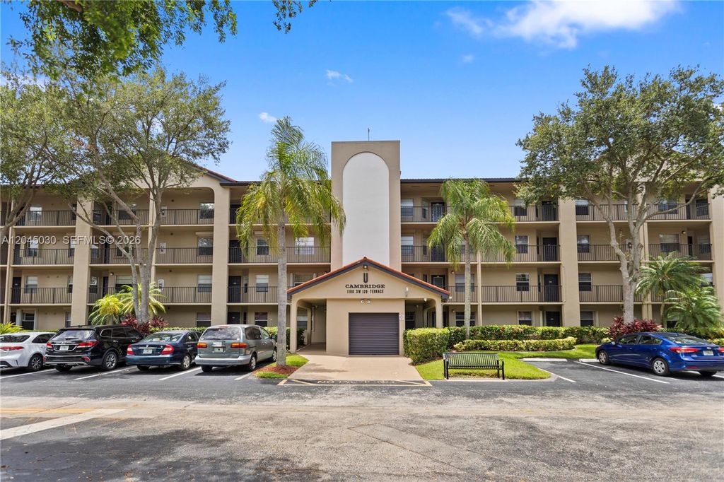 1100 SW 128th Ter 210U, Pembroke Pines, FL 33027