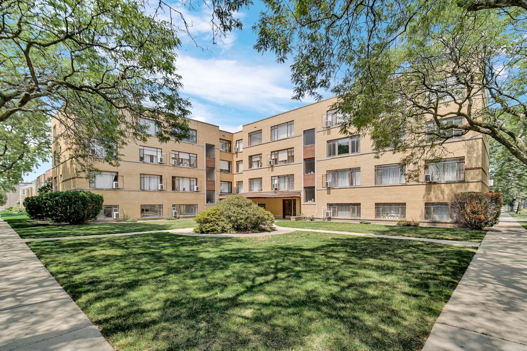 2710 W Summerdale Avenue GA, Chicago, IL 60625
