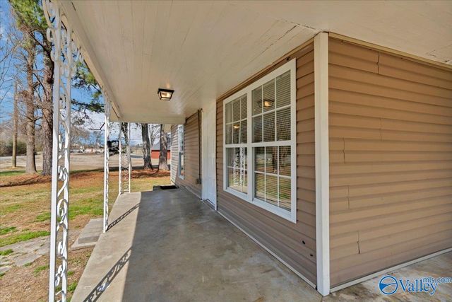 296 County Road 342, Moulton, AL 35650