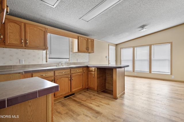 4600 Blue Rock Court, Toledo, OH 43615