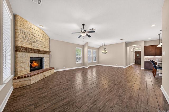 248 Woods Of Boerne, Boerne, TX 78006