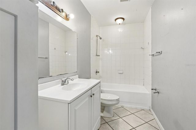 1809 W CRAWFORD STREET, Tampa, FL 33604