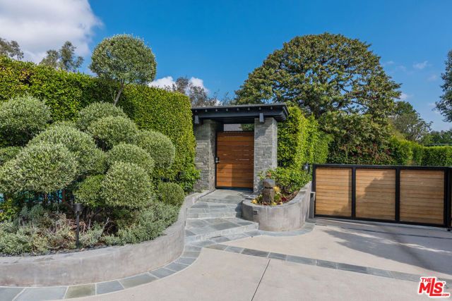 3035 Lake Glen Drive, Beverly Hills, CA 90210