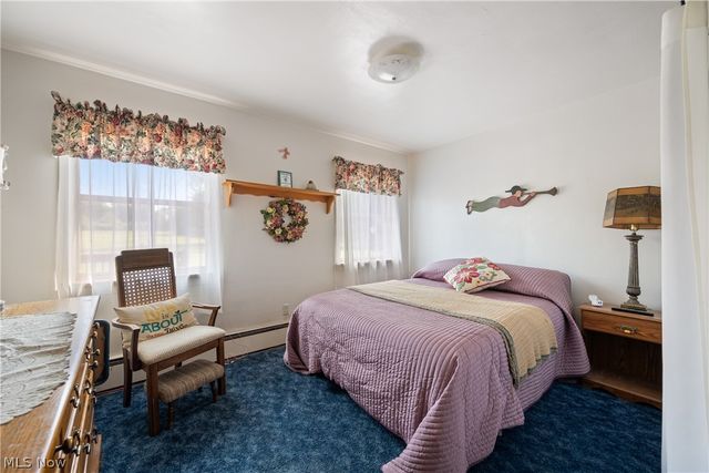988 E Turkeyfoot Lake Road, Akron, OH 44312