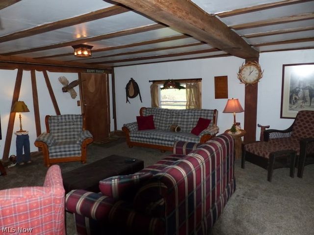 988 E Turkeyfoot Lake Road, Akron, OH 44312