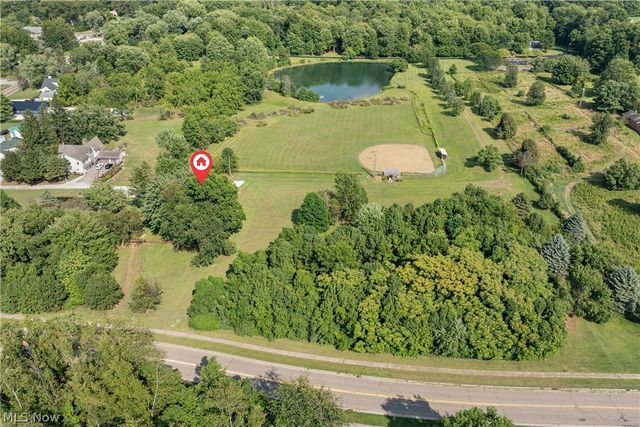 988 E Turkeyfoot Lake Road, Akron, OH 44312