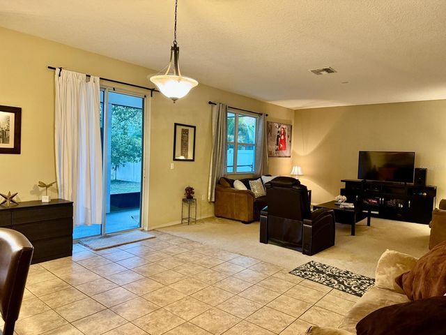 7618 TANGLE RUSH DRIVE, Gibsonton, FL 33534