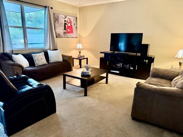 7618 TANGLE RUSH DRIVE, Gibsonton, FL 33534