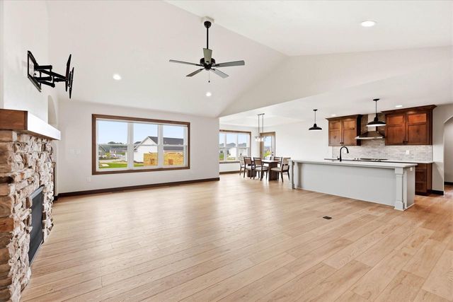 8372 ST NORBERT DRIVE, Neenah, WI 54956