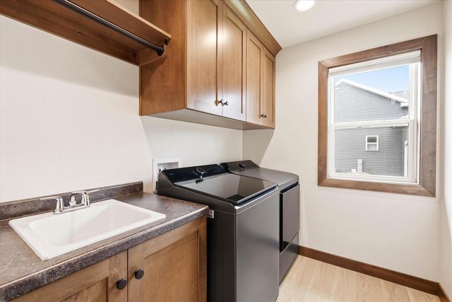 8372 ST NORBERT DRIVE, Neenah, WI 54956