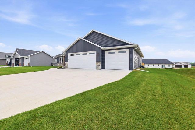 8372 ST NORBERT DRIVE, Neenah, WI 54956