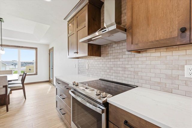 8372 ST NORBERT DRIVE, Neenah, WI 54956