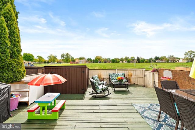 106 DANBURY CT, Hightstown, NJ 08520