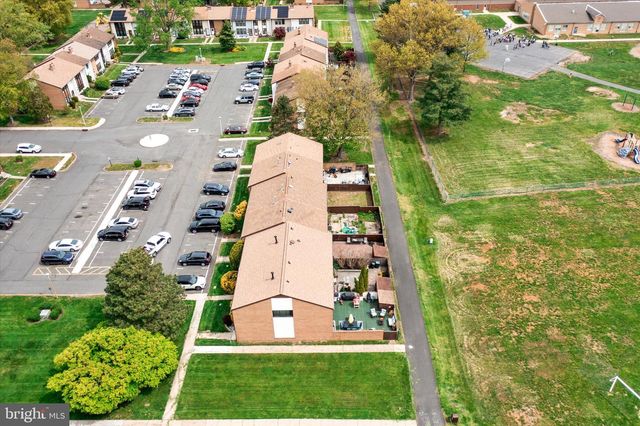 106 DANBURY CT, Hightstown, NJ 08520