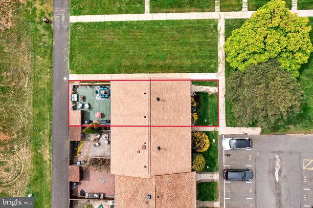106 DANBURY CT, Hightstown, NJ 08520