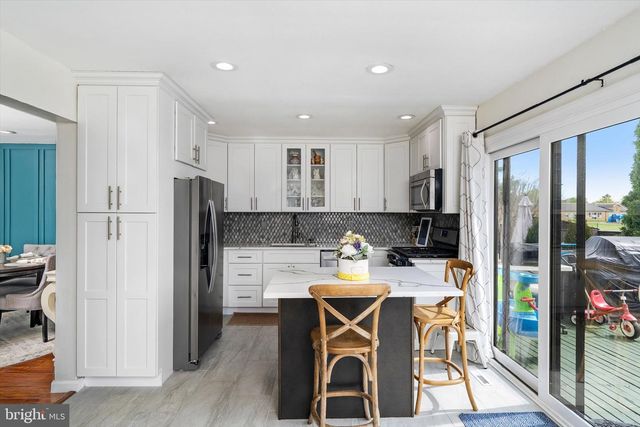 106 DANBURY CT, Hightstown, NJ 08520